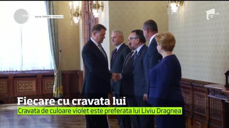 Liderii politici din România îşi aleg cravatele nu numai pentru a fi în ton cu ţinuta, ci şi în funcţie de superstiţii
