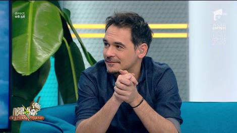 "Tu știi la ce are febră Flavia?". Vecina de la Neatza, luată la bani mărunți de colegul Dani: "Noi suntem de vină că nu ți-ai folosit inghinalii de mult?"