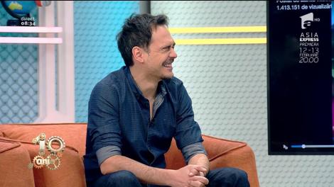 Râzi cu lacrimi! Un preot a luat la bătaie lăutarii, la o nuntă: "Dați-i drumul de aici, huliganilor!"