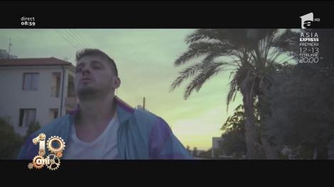 Katarina cântă melodia "Love Me The Way I Am"