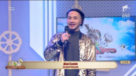 Încearcă să nu râzi! Akan Cosmin cântă ”Ce seară minunată”, așa cum nimeni nu o poate face