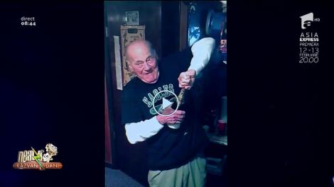 Smiley News! Un fan înfocat. Un bunic a păstrat o sticlă de șampanie timp de aproape 30 de ani, pâna la Super Bowl 2018