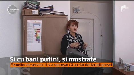 Două îngrijitoare de la o şcoală din Gorj au fost trase la răspundere de director, pentru că au făcut declaraţii în presă despre salariile lor diminuate