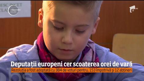 Spunem ADIO trecerii la ora de vară și de iarnă? Parlamentul European a votat.
