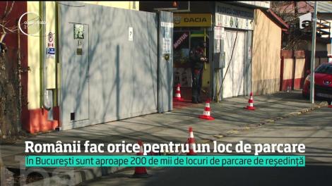 Românii fac orice pentru un loc de parcare. Unele practici sunt interzise și sancționate cu până la 1.500 de lei