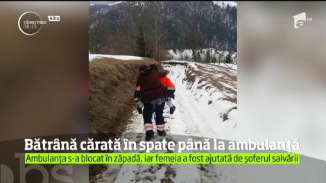 Zeci de localităţi au rămas pierdute în zăpadă, după ninsorile căzute