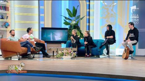 Răzvan se apucă de cântat! Sore: "Îți scriu o piesă dacă vrei"