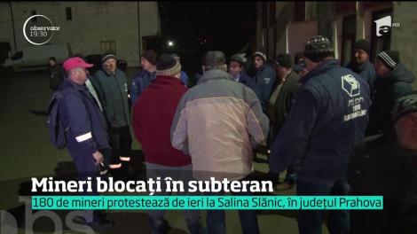 80 de mineri sunt blocaţi de ieri în Salina Slănic Prahova, iar alţi 100 protestează la suprafaţă din cauza salariilor mici