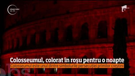 Colosseumul, colorat în roșu pentru o noapte