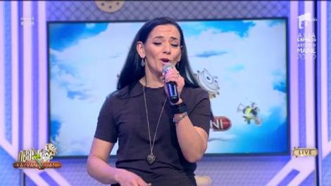 Analia Selis cântă, LIVE, melodia "Baldosa Floja",  o piesă latino antrenantă care îi va cuceri pe români! 