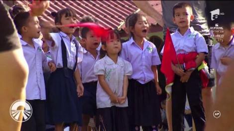 Gălăgie mare și emoții! Vedetele de la Asia Express joacă sportul tradițional cu mingea din Laos, o combinație de fotbal și volei