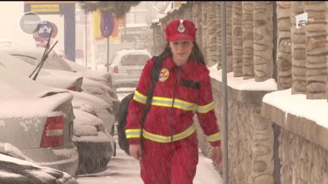La vârsta la care fetele de vârsta ei stau toată ziua pe Internet, o tânără de 17 ani a ales să fie voluntar SMURD