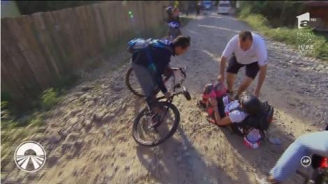 Lacrimi de durere pentru Lora, după o cădere violentă de pe bicicletă! Iubitul cântăreței: ”Am văzut-o tipând, urlând. M-am speriat foarte tare”