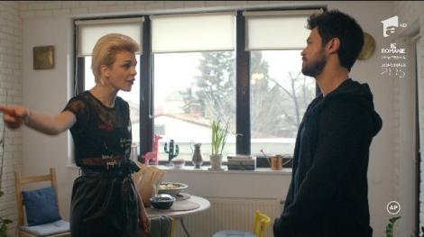 ”Unde ai fost azi-noapte? Cu vreo fufă disperată după tine...?”. Alex (Petru Păun) este dat afară din casă!