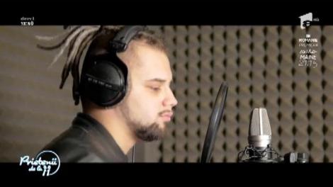 Fetelor, "Hai sus!" Ja Mike, vom mai auzi de tine, căci ne-ai făcut pielea de găină!