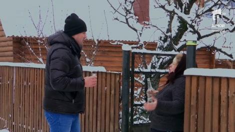 Frigul bată-l vina! Ionuț Iftimoaie, omenit din poartă-n poartă: ”Dacă mai beau încă unul, le văd pe toate frumoase”