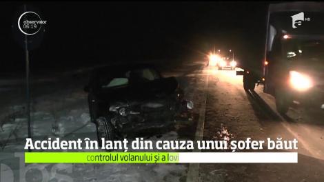 Un şofer care s-a urcat băut la volan a provocat un accident în lanţ, pe un drum din Neamţ