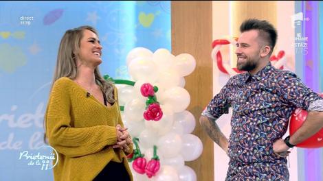 Ce duet! Ristei a invitat-o pe Diana Munteanu să cânte alături de trupa Freestay, la aniversarea emisiunii! Dia, de abia așteptăm să te auzim!