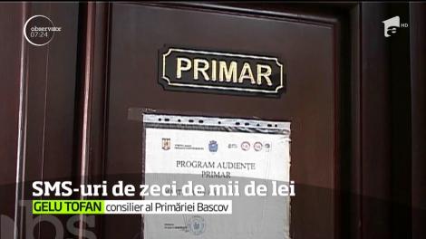 Angajaţii unei primării din Argeş, în frunte cu edilul, au trimis mesaje de 60.000 de lei