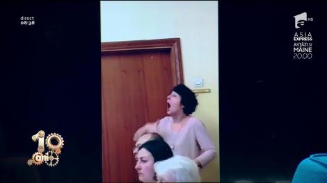 Smiley News. Cea mai tare profesoară de canto