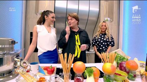 Rețeta dimineții. Monte San Savino, o delicoasă salată cu portocale, parmezan și migdal