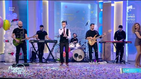 Momente UNICE în platoul emisiunii „Prietenii de la 11”! Florin Ristei a impresionat cu o interpretare LIVE de excepție!