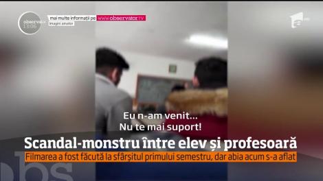 O profesoară din Suceava a fost filmată în timp ce înjura şi lovea de mai multe ori un elev de clasa a 9-a. Imaginile au fost postate pe internet