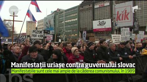 Ample manifestaţii antiguvernamentale în Slovacia, după asasinarea brutală a unui jurnalist de investigaţii