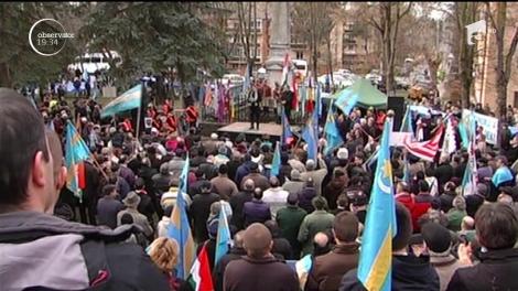 Marş pentru autonomia Ţinutului Secuiesc! 3.000 de manifestanți au strigat într-un glas:  "Să piară Trianonul!" şi "Autonomie!"