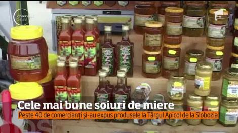 Producătorii, dar şi consumatorii de miere, s-au adunat weekendul acesta la Slobozia!