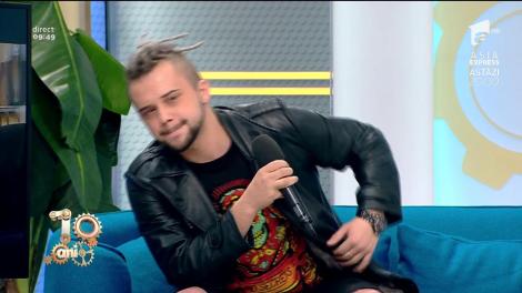 Ja Mike cântă, la Neatza, melodia "Hai sus!"