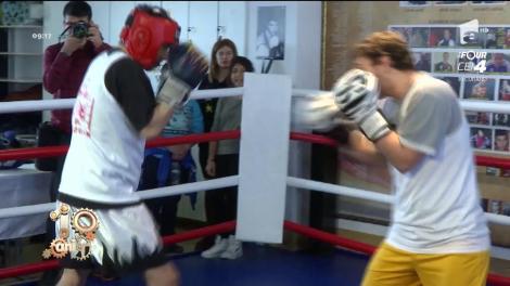 Primul meci de box în scaun cu rotile!