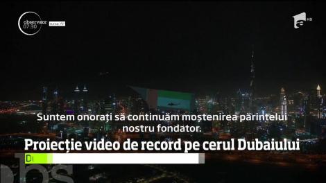 Emiratele Arabe adoră recordurile. Cea mai mare proiecţie video în aer din lume a putut fi urmărită pe cerul din Dubai