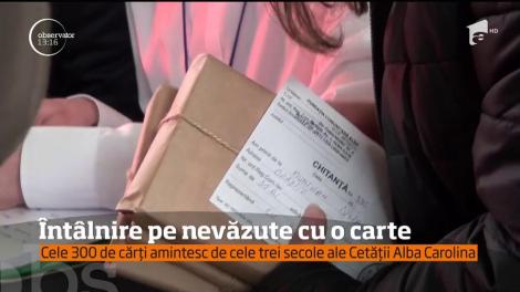 În Alba-Iulia, "întâlnirile pe nevăzute" se pun la cale cu ajutorul cărţilor. Care este metoda