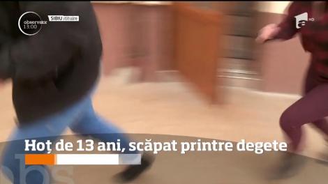 Un puşti de 13 ani, căutat de poliţie după ce a furat aproape 15 mii de euro dintr-o casă