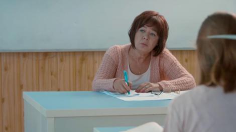 Top probleme ale sistemului de învățâmânt românesc - Eleve care pleacă la ore direct din Mia Musica