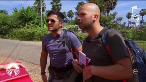 Distracție de zile mari pe băieți! O spanioloaică a devenit fanul numărul 1 al lui Liviu şi Andrei: "Mamaie, vino încoace!"