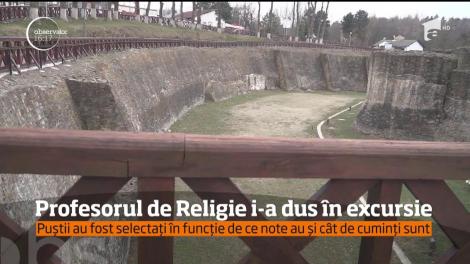 Povestea profesorului erou, care face înconjurul internetului! A făcut împrumut la bancă pentru a-și duce elevii într-o excursie