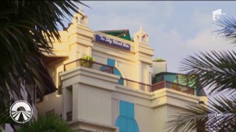 Auzi la ei, ce fițe! Liviu şi Andrei au căutat de zor un loc de dormit: "Hotelul ăsta nu-mi place că are piscina strâmbă!"