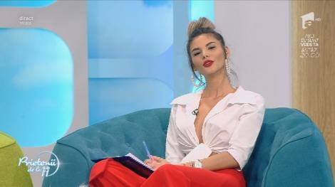 Ce suporteriţă sexy! Ramona de la „Prietenii de la 11” a încins atmosfera cu un decolteu adânc și o ținută ce lasă multe la vedere!