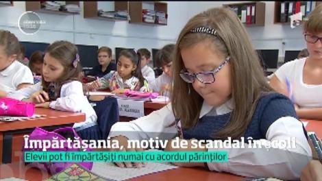 Preoţii care împărtăşesc copiii din şcolile din Capitală, luați în primire de Patriarhie. Părinții, revoltați: "Nu, copiii mei nu! Religia trebuie să și-o aleagă ei"