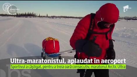 Ultramaratonistul Tibi Uşeriu s-a întors acasă. După experienţa polară, a ajuns pe pământ românesc cu avionul, la Cluj