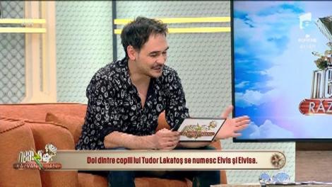 Tudor Lakatoș, alias Elvis Romano, este profesor de limba și istoria romani