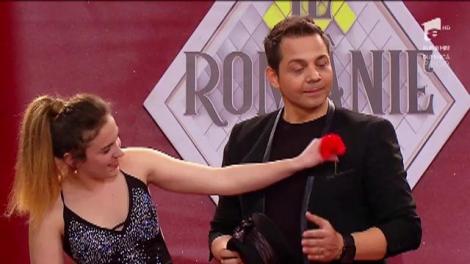 Fete, vedete şi talente! Concurentele au trecut prin proba artistică a finalei!