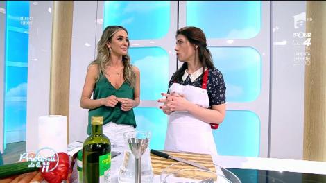 O rețetă rapidă de post! Cum faci humus cu boia dulce și legume crocante