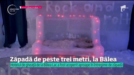 Zăpadă de peste trei metri, la Bâlea Lac