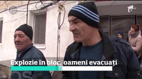 Explozie în bloc, oameni evacuați. Un apartament a fost distrus și alte cinci au fost avariate