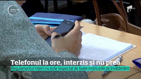 Telefonul la ore, interzis și nu prea