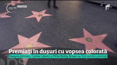 Vedete premiate cu dușuri cu vopsea. Anul acesta Heidi Klum şi Mel B au fost printre cei surprinşi de jeturile colorate