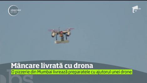 Mâncare livrată cu drona